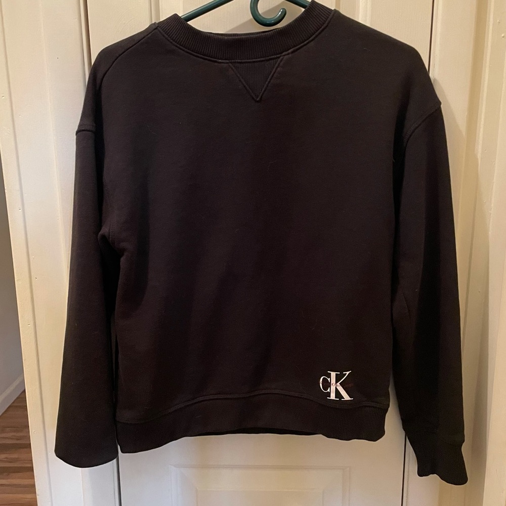 VINTAGE Calvin Klein crew